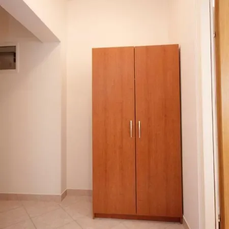 With A Parking Space Muline 3* Ugljan